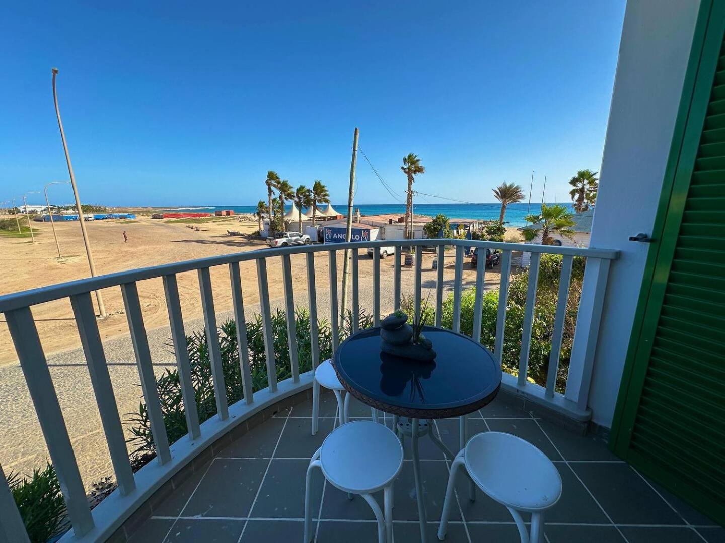 Leme Bedje Sea View - By Bobbywashere Santa Maria Bagian luar foto