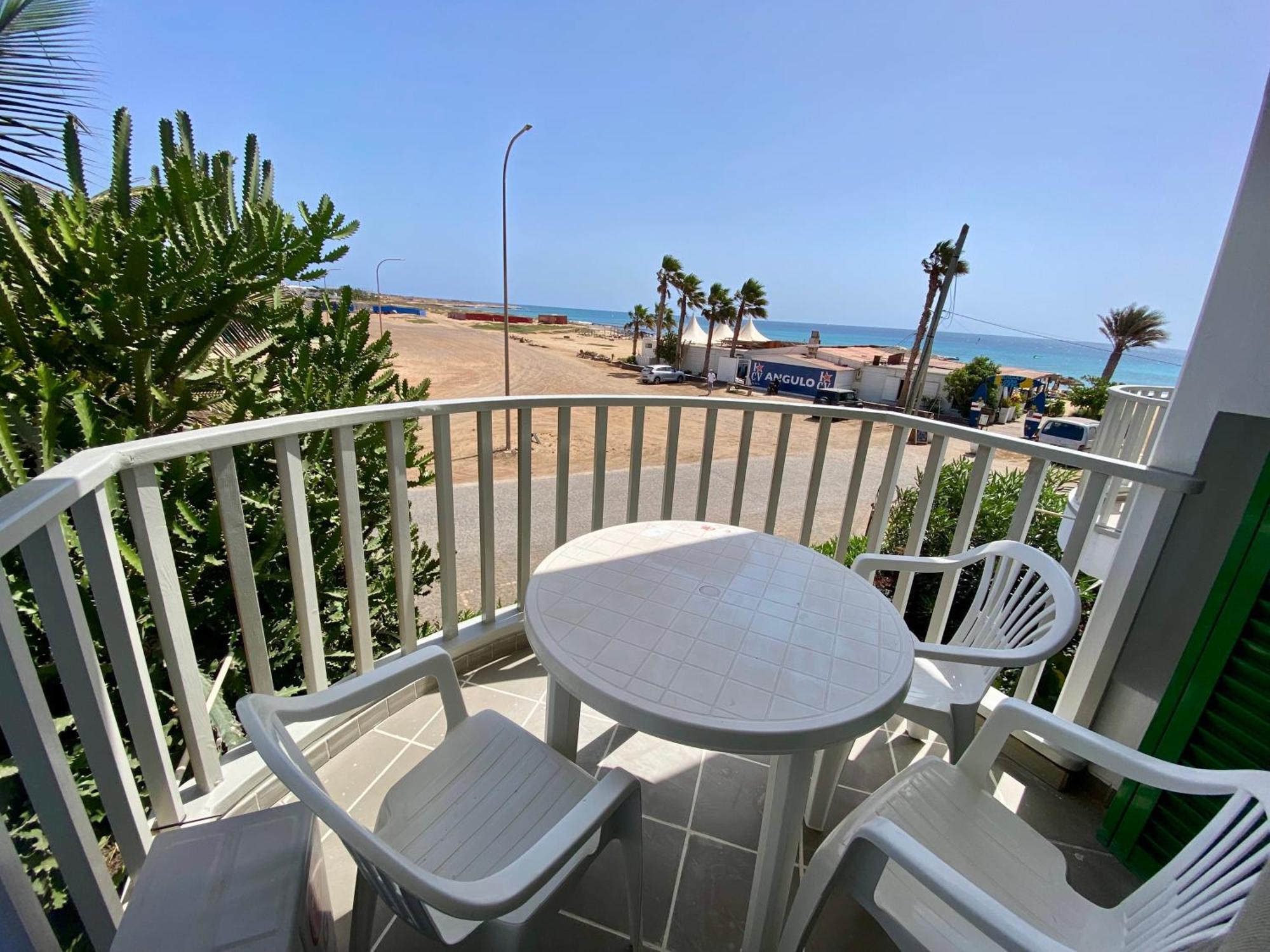 Leme Bedje Sea View - By Bobbywashere Santa Maria Bagian luar foto